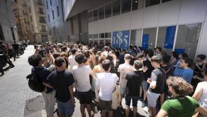 L’exprofessor de música acusat de tocaments cancel·la el seu festival