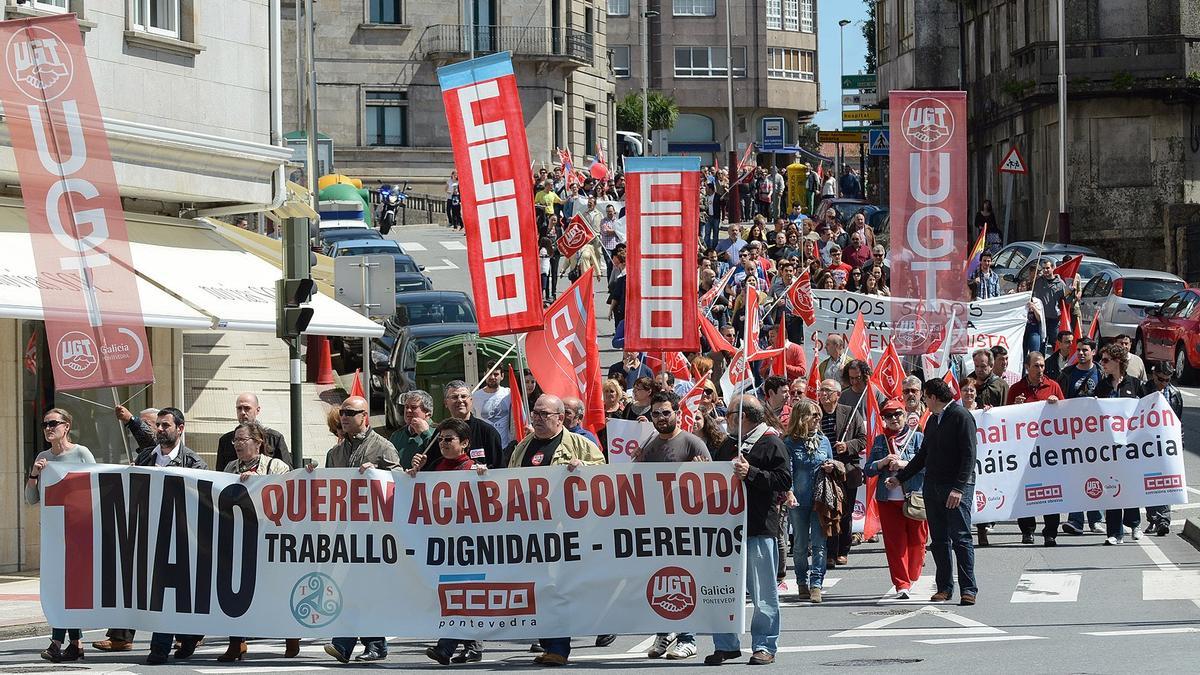 Una anterior manifestación del Primero de Mayo recorriendo las calles de Pontevedra.