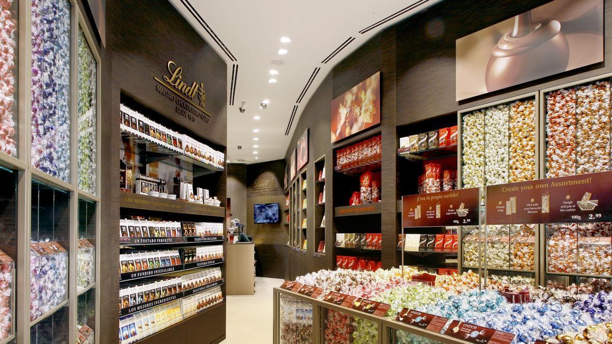 Interior de la tienda actual de Lindt, en Rambla de Catalunya, 86, de la que se trasladará al otro lado de la calle, al número 85.