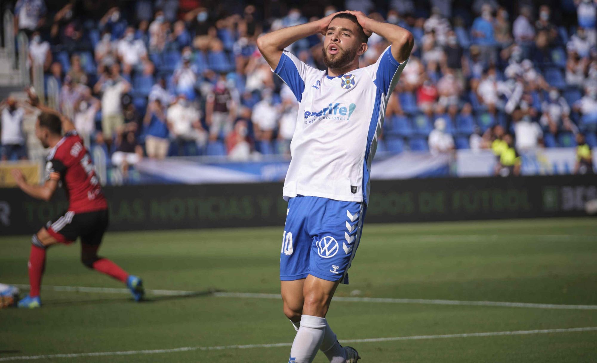 Encuentro entre el CD Tenerife y el Mirandés