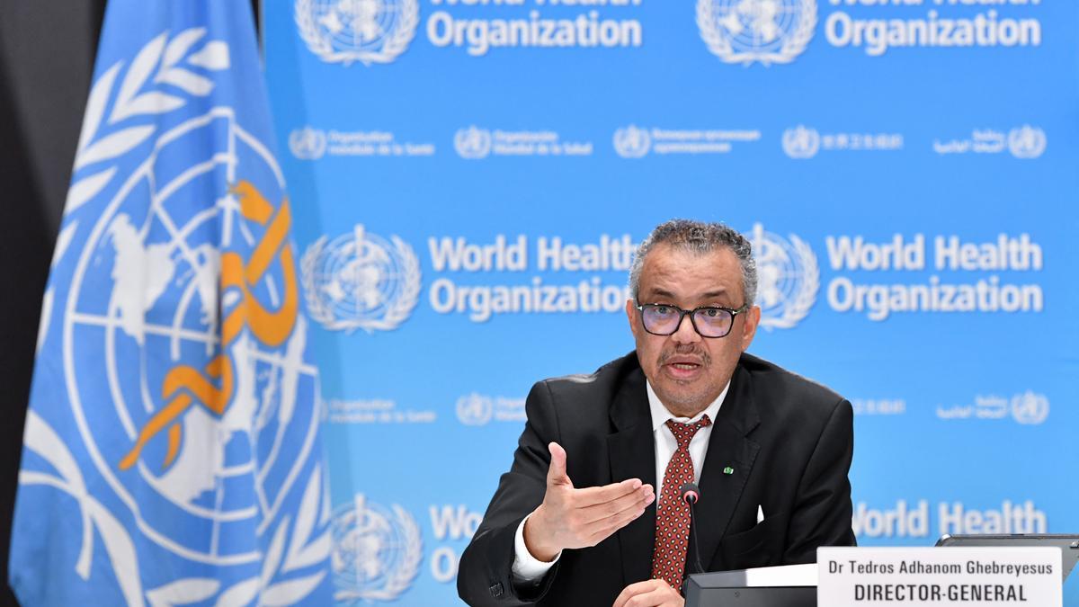 Archivo - El director general de la Organización Mundial de la Salud (OMS), Tedros Adhanom Ghebreyesus, habla durante una rueda de prensa en la sede de la OMS. En Ginebra (Suiza),a 6 de abril de 2023.