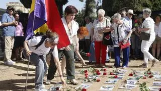 El movimiento memorialista de Córdoba recuerda a las víctimas del franquismo con la duda de la continuidad de las exhumaciones