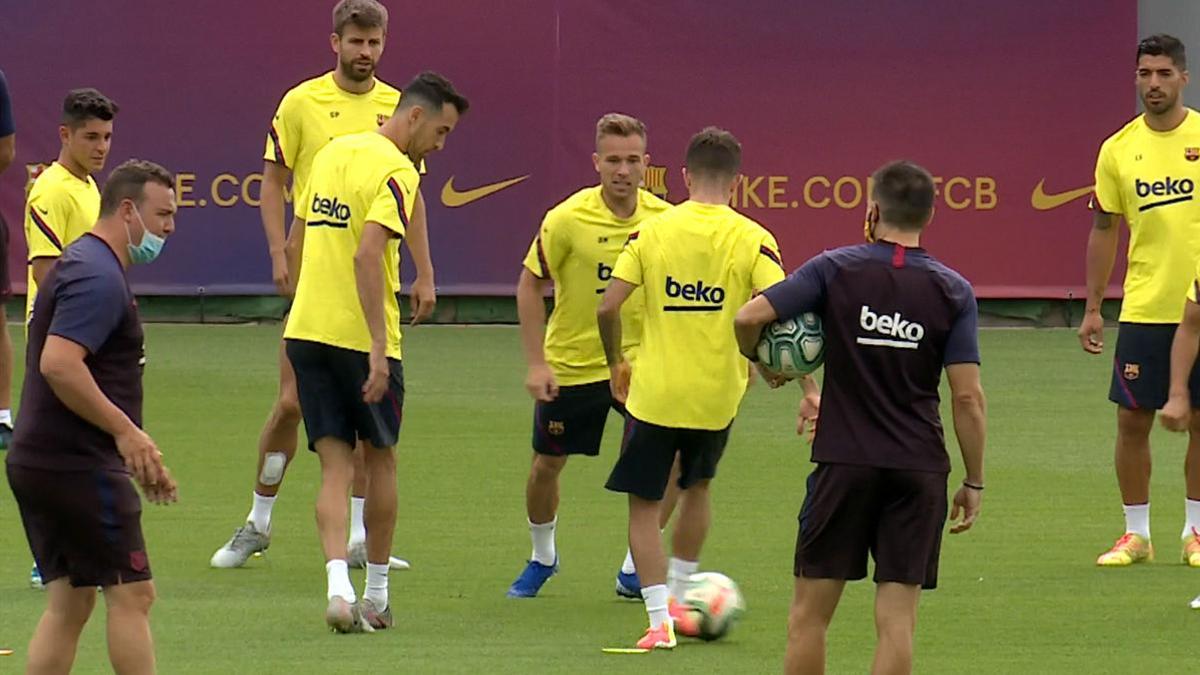 El Barça prepara el derbi