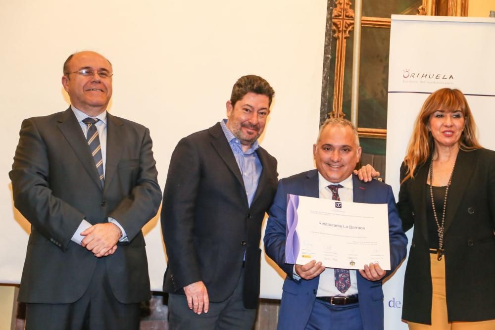 Orihuela entrega los distintivos de Calidad SICTED a sus empresas y servicios turísticos