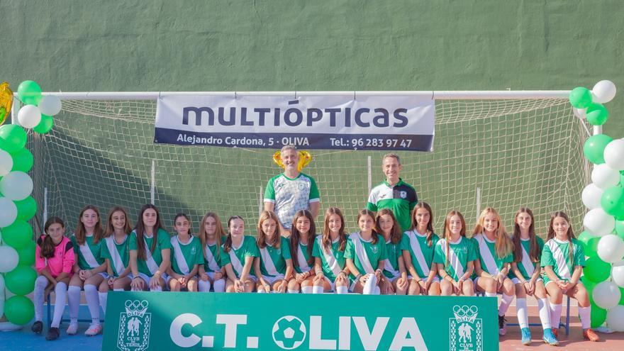 Diez años de escuela de fútbol en el Club de Tenis Oliva