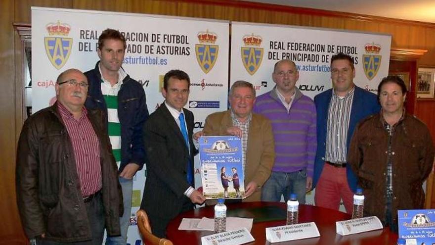 La Federación Asturiana organiza su primer campus