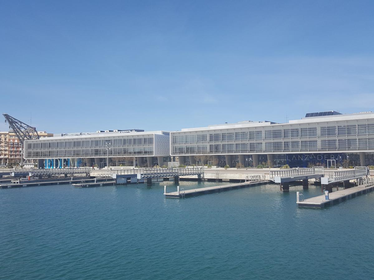 Las instalaciones de la Marina de Empresas del puerto de València donde se ubica Lanzadera.