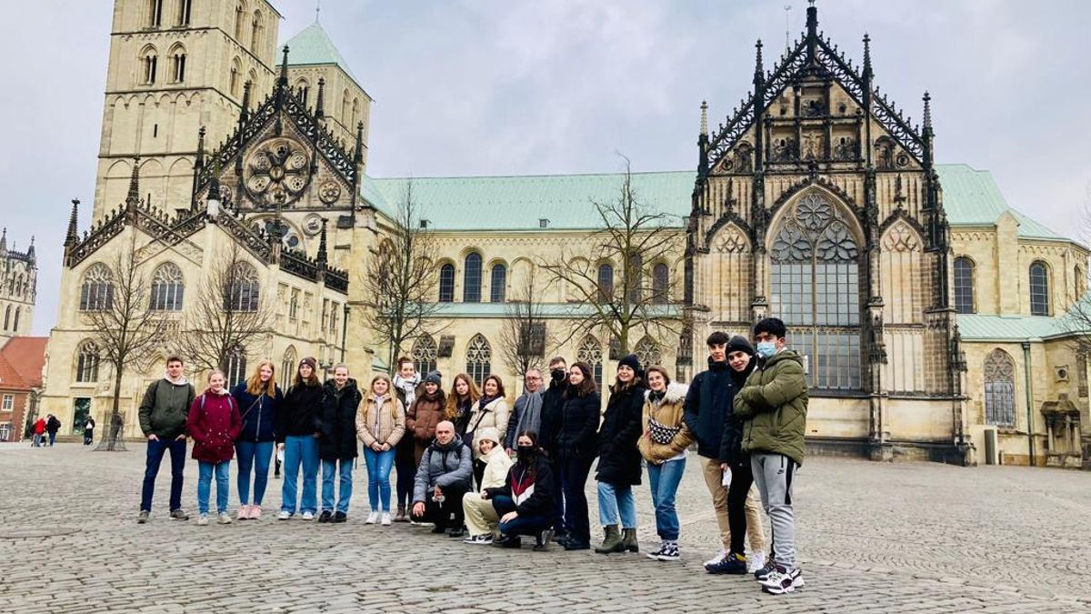 Los alumnos y profesores del IES Huelin en una de sus visitas en Alemania.