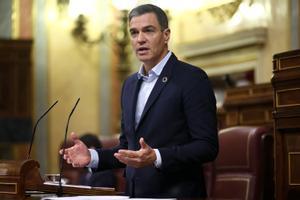 Pedro Sánchez, anunciando las medidas este jueves en el Congreso de los Diputados. EUROPA PRESS