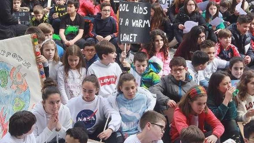 Vista parcial del acto de ayer en la Plaza Mayor. // Iñaki Osorio