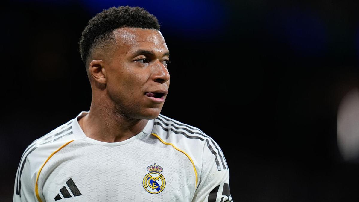 ¿Se acabó la temporada de Mbappé? Arbeloa responde...