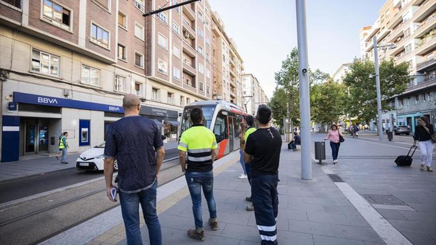 La caída de la catenaria afecta al servicio del tranvía durante 9 horas