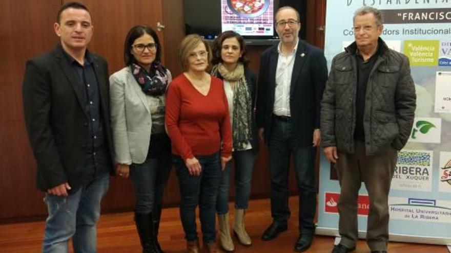 Alzira se abre con la «espadenyà»  un hueco entre los certámenes gastronómicos