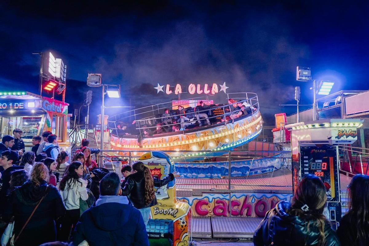 El Porrat de Sant Blai de Potries sempre és un èxit; El poble, de gom a gom