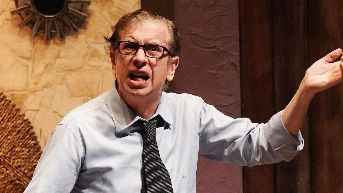 Gabino Diego en una representación de «Pijama para seis».