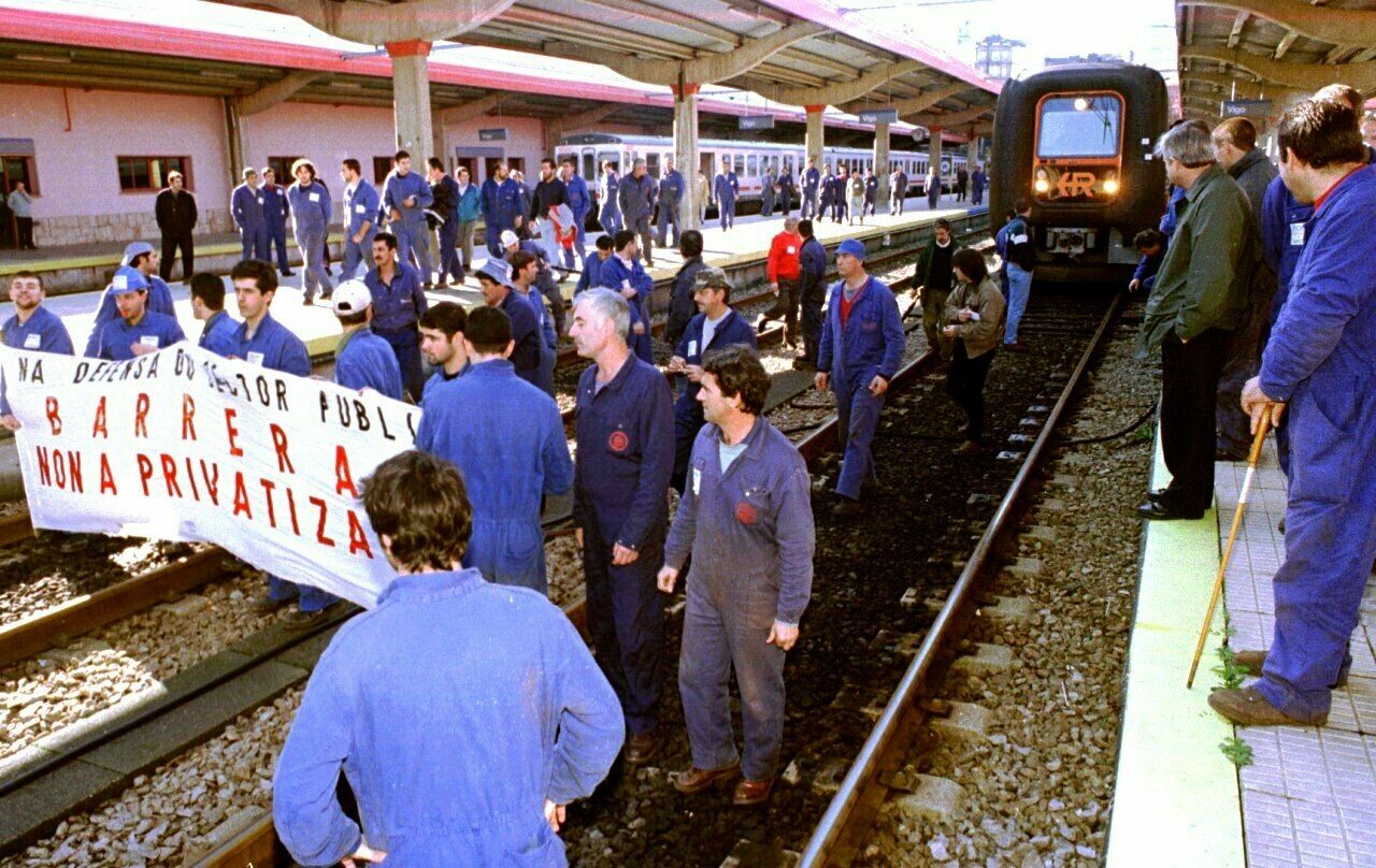 La estación de tren de Urzáiz, un latido para los vigueses y su historia