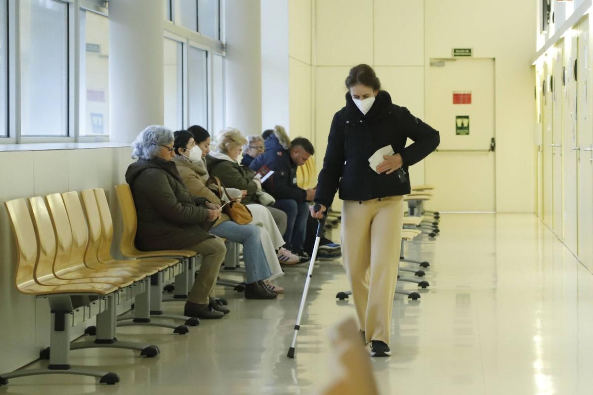 A.J.GONZÁLEZ CÓRDOBA Reapertura del Centro de Salud y Alta Resolución Castilla del Pino tras el incendio de un coche en la cochera