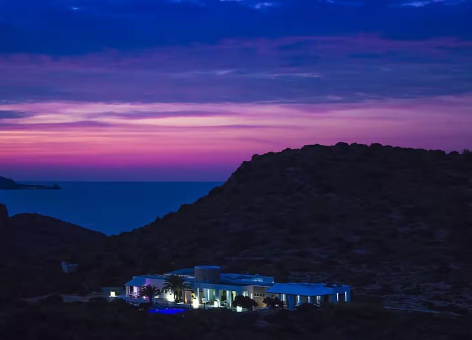 Así es la villa de lujo que se alquila en Tagomago