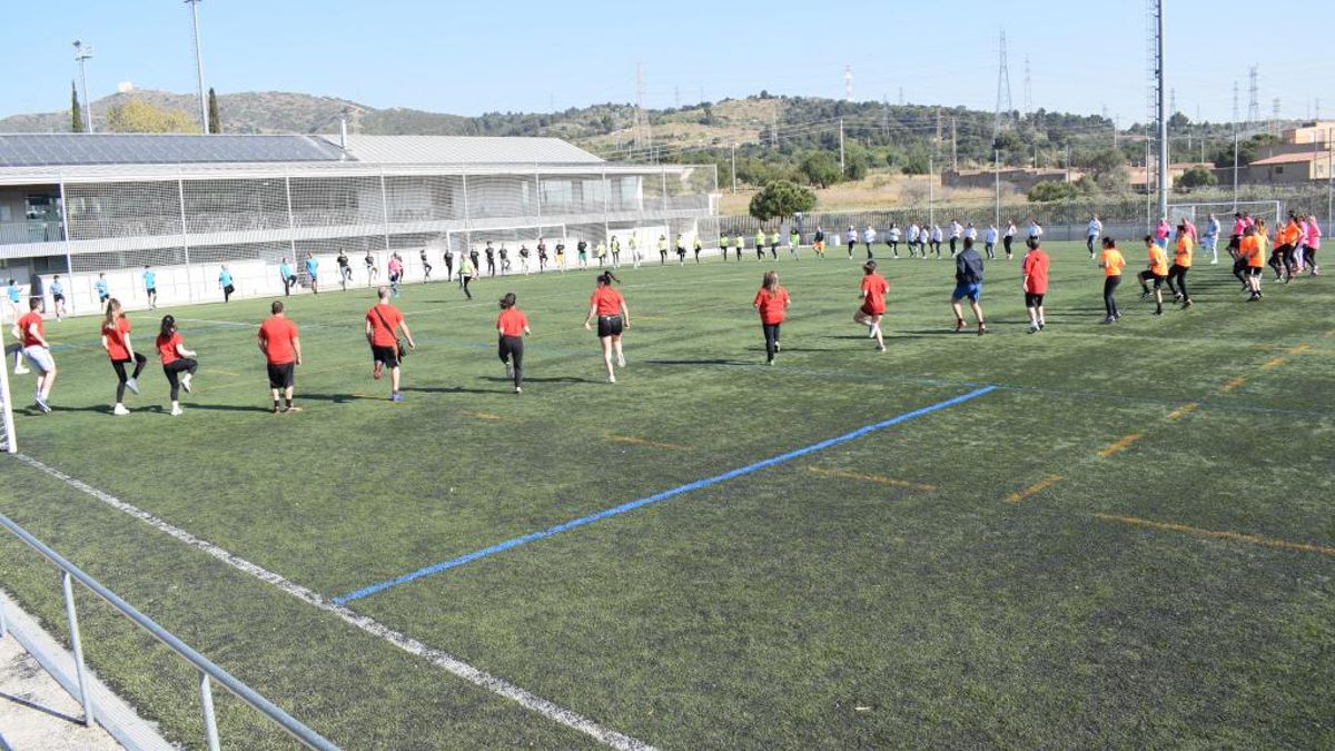 Un institut de Viladecans, premiat pel seu programa d’educació física inclusiva Un institut de Viladecans, premiat pel seu programa d’educació física inclusiva
