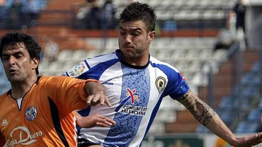 Tiago Gomes, durante el Hércules-Salamanca.