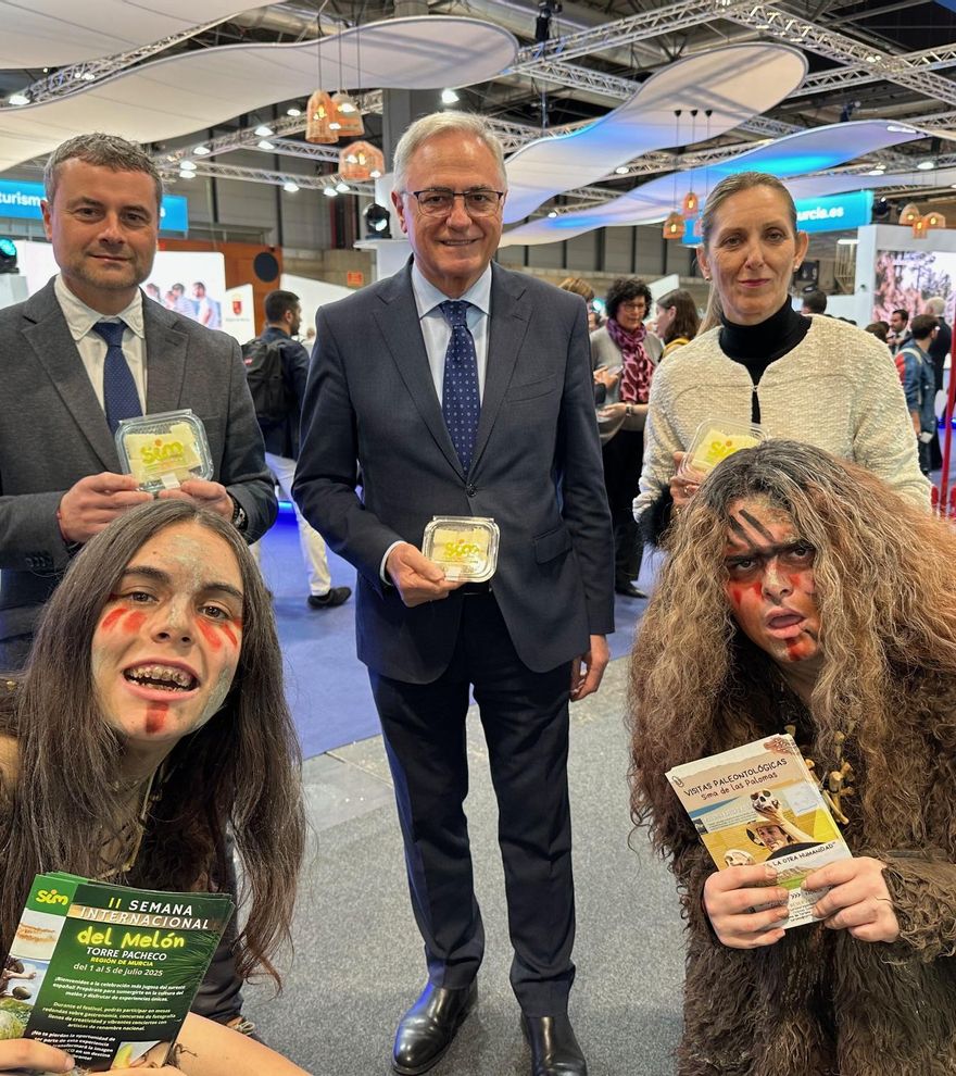 Torre Pacheco presenta en Fitur sus visitas paleontológicas y su semana del melón
