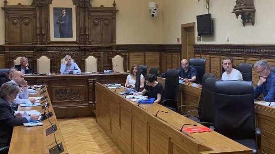 Un momento de la reunión de la Comisión de Urbanismo del Ayuntamiento de Gijón, celebrada ayer.