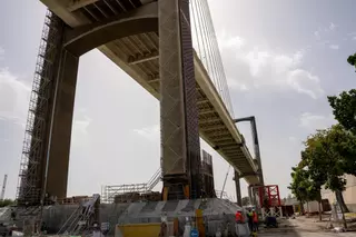 Las obras en el Puente del Centenario obligan a cerrar un tramo de la SE-30 durante 10 noches