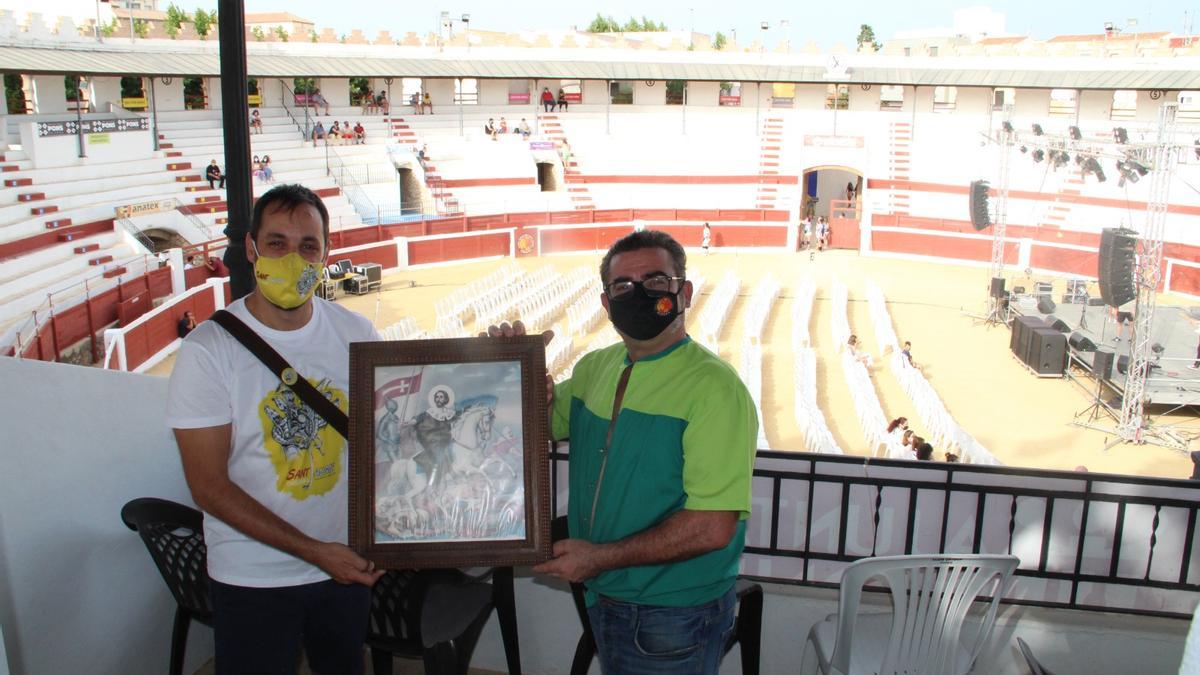 El alcalde de Ondara, José Ramiro, y el concejal de Fiestas, Miguel Gomis.