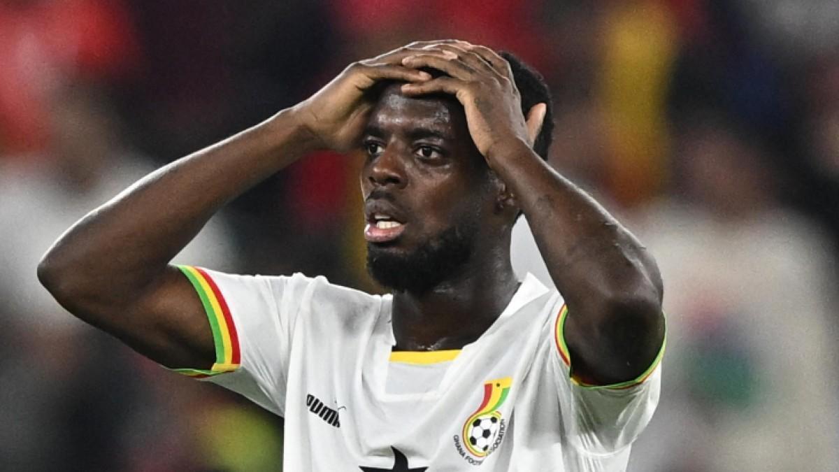 Ikañi Williams, disputando un partido con Ghana