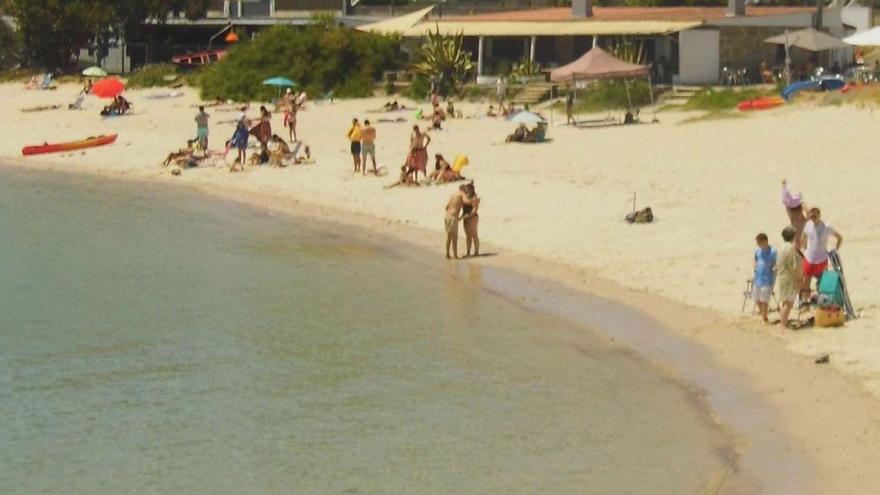 Playa de Raeiros.
