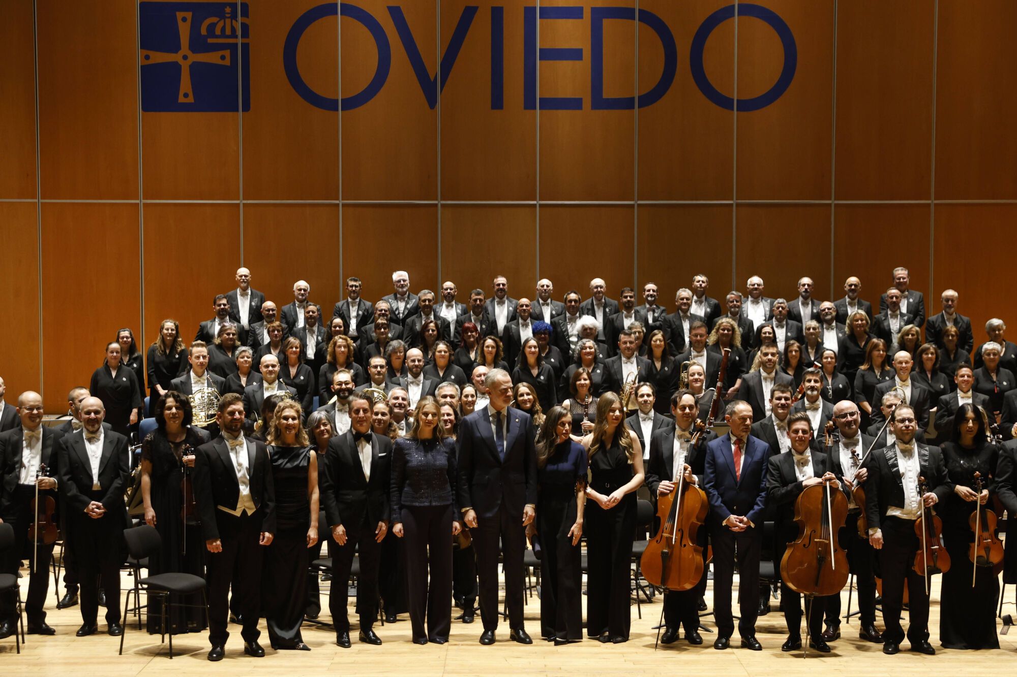 EN IMÁGENES: La Familia Real preside el concierto de los premios "Princesa"