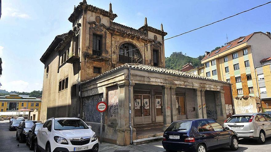 La parcela del Teatro Virginia, que acogerá el nuevo centro de salud.