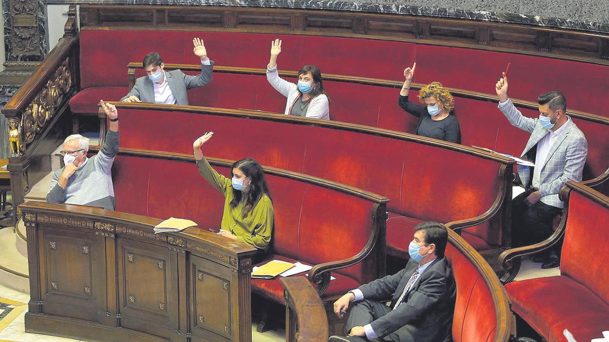 Valencia | Los presupuestos salen adelante con el voto en contra de PP ...