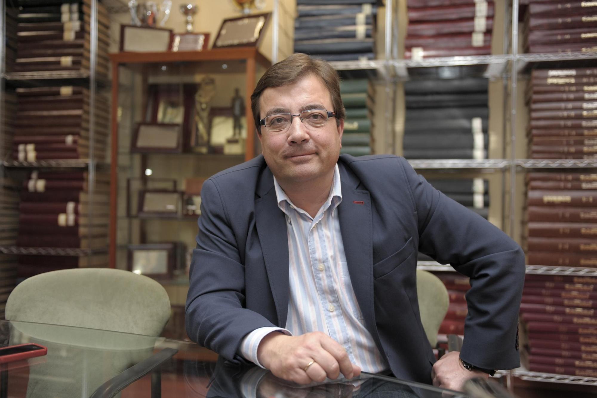 Guillermo Fernández Vara, 30 años al servicio de Extremadura