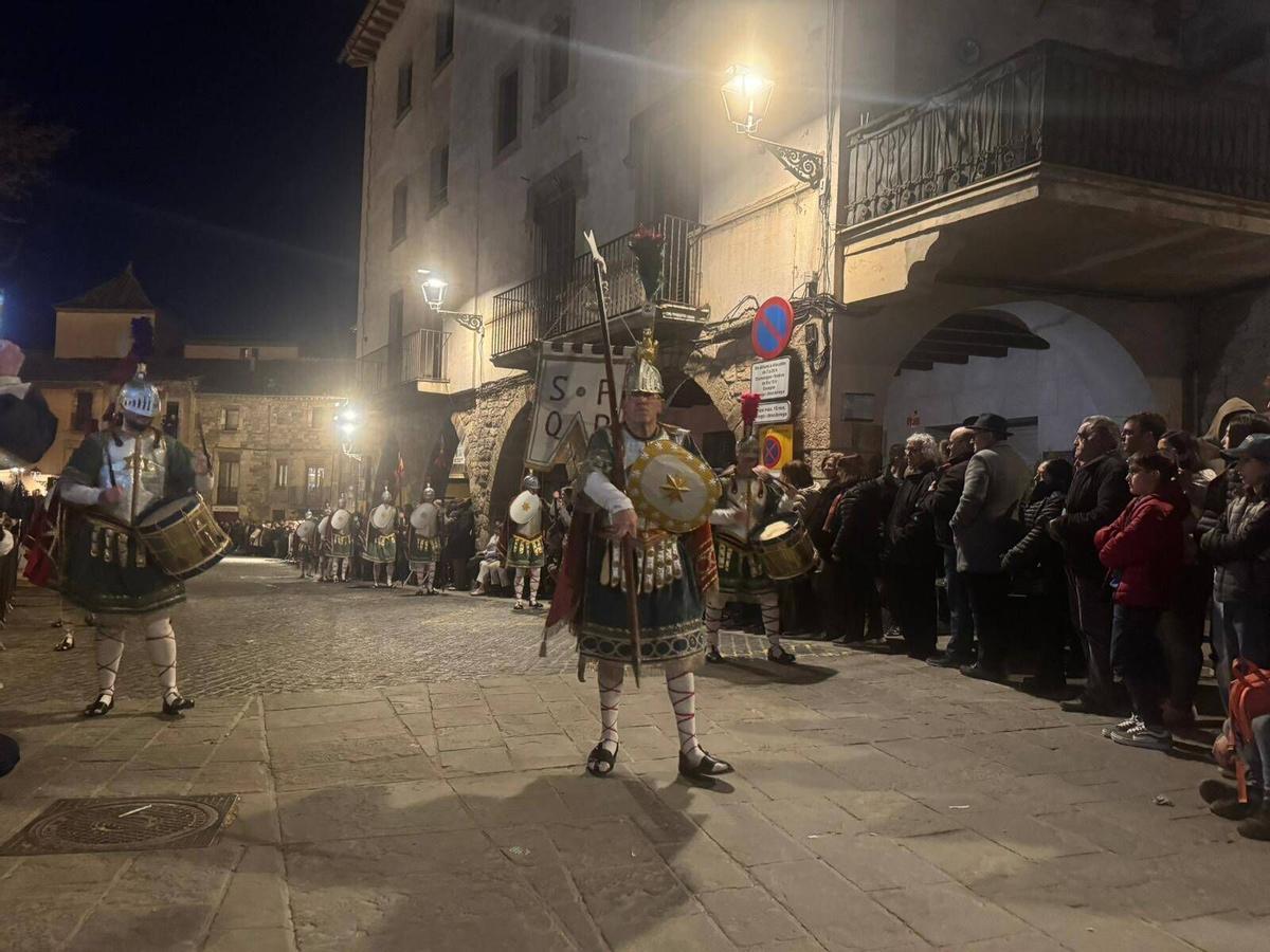 Imatges de la processó de Divendres Sant de Moià