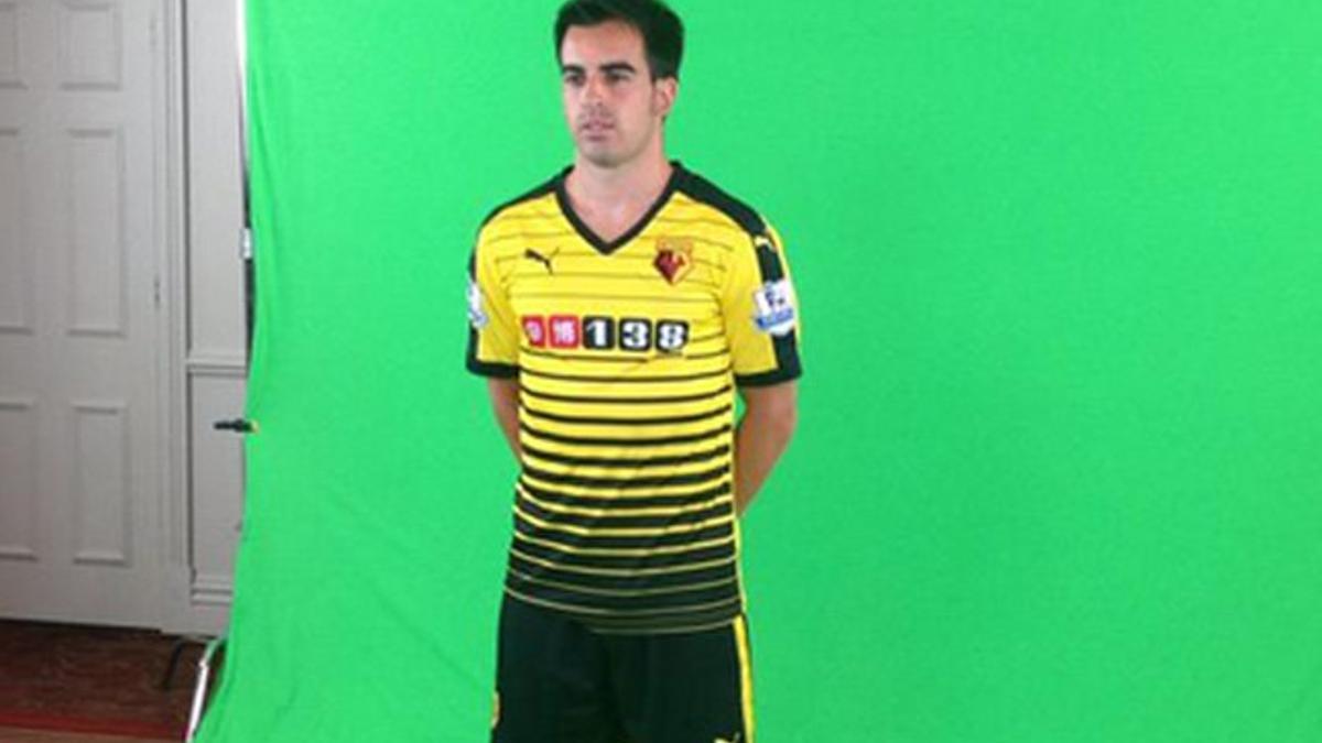 Jurado posando ya con su nueva camiseta