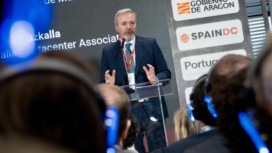 Azcón aboga por &quot;abrir la inversión en las redes de transporte de energía al capital privado&quot;