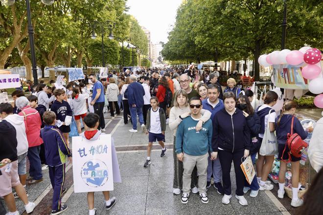 El Mercado de Gijón de Cooperativas y Asociaciones Educativas, en imágenes.