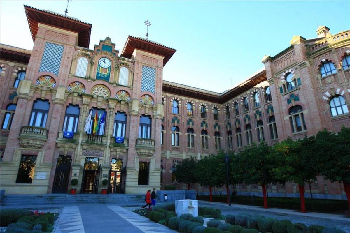 Fachada del Rectorado de la Universidad de Córdoba.