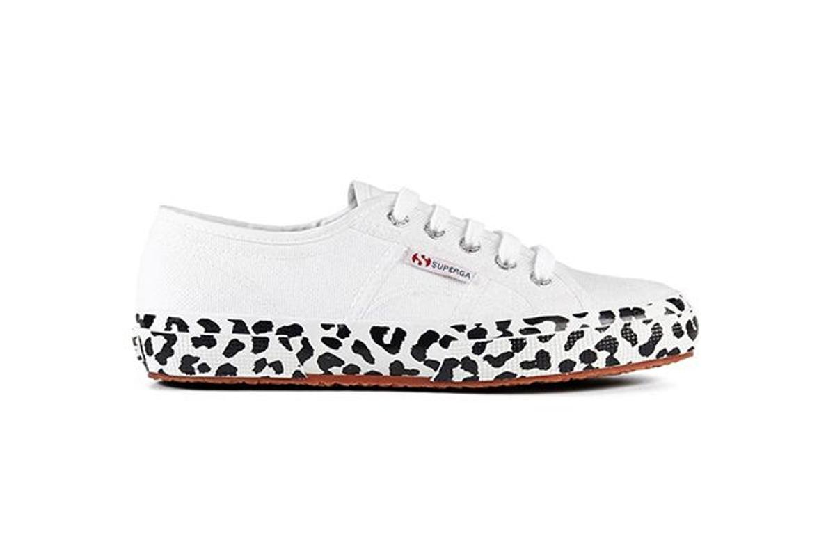 Zapatilla Superga con suela 'animal print'