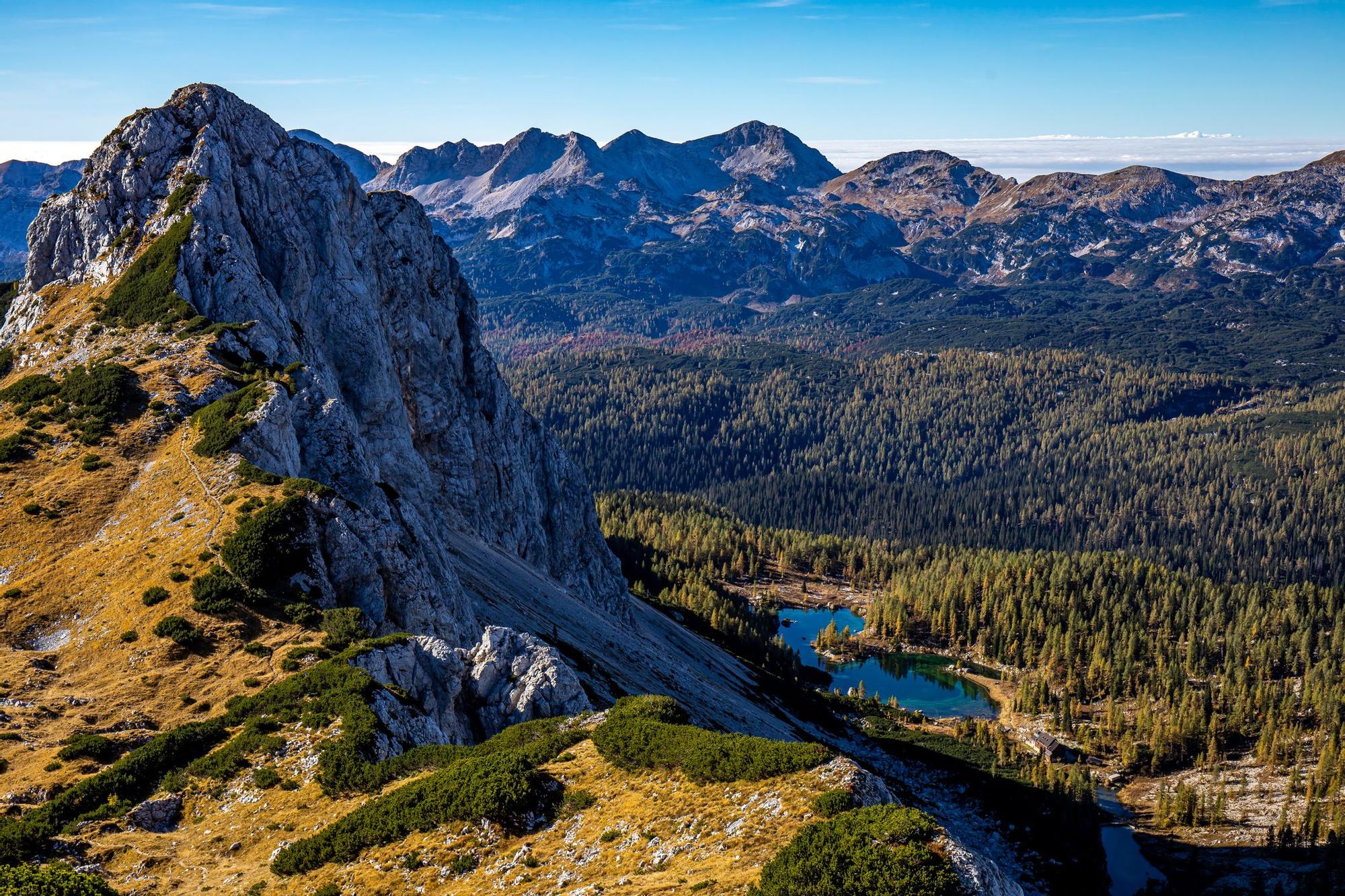 Valle de los siete lagos de Triglav en los Alpes Julianos, Eslovenia