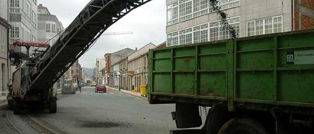 Obras en la calle Progreso de Silleda.