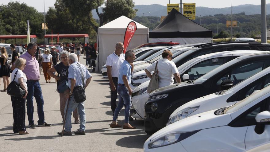 La fira Expocasió Girona obre les  seves portes amb més de 460 cotxes