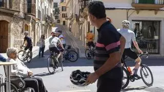 «Nos llaman la plaga»: por qué algunos cicloturistas empiezan a estar saturados de Mallorca
