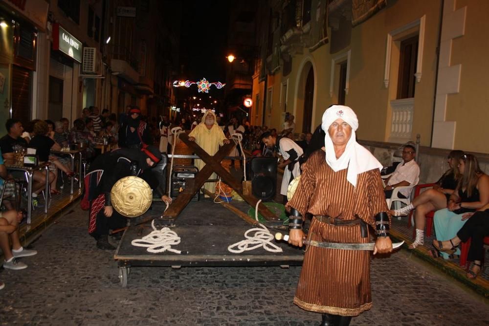 Los Moros y Cristianos de Jumilla cumplen treinta años con un espectacular desfile