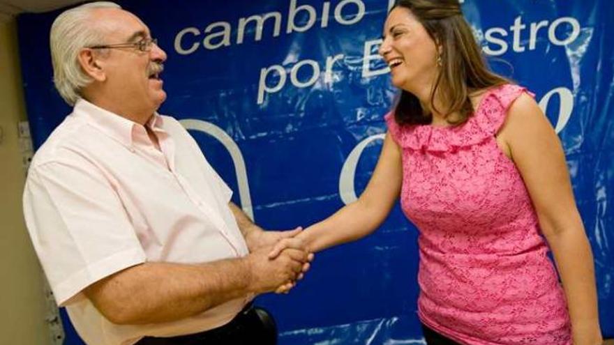 El pacto entre el PP-UPLC acaba hoy con 28 años de gobiernos socialistas