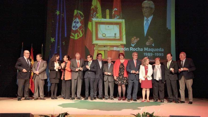 La Diputación de Badajoz homenajea a quienes hacen grande la provincia