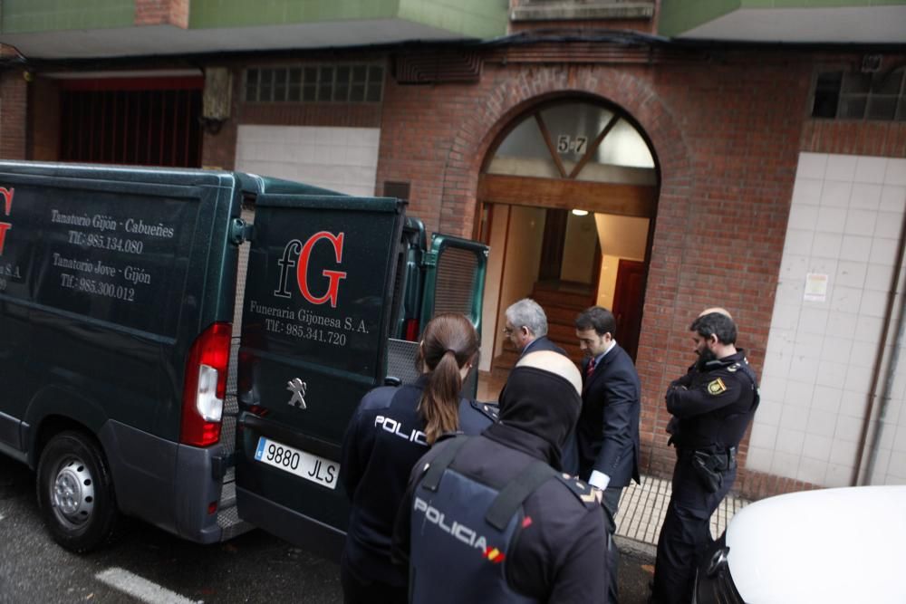 Fallece un hombre de 46 años en Gijón por inhalación de humo en su vivienda