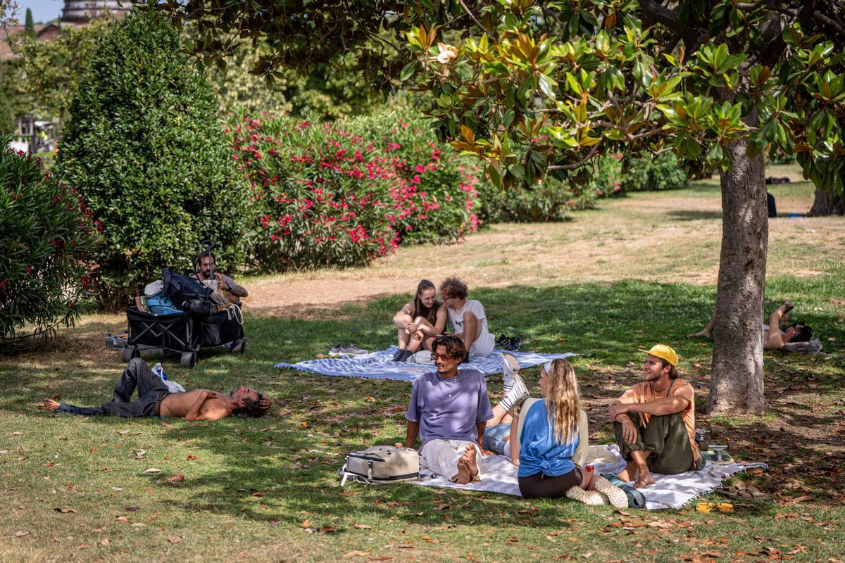 Catalunya estén els avisos per calor fins dimecres i assenyala el Ponent com la zona més afectada per les altes temperatures