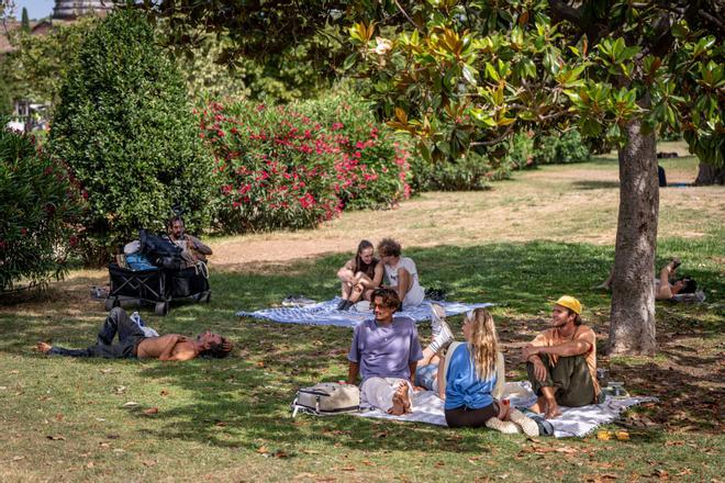 Catalunya extienden los avisos por calor hasta el miércoles y señala el Ponent como la zona más afectada por las altas temperaturas